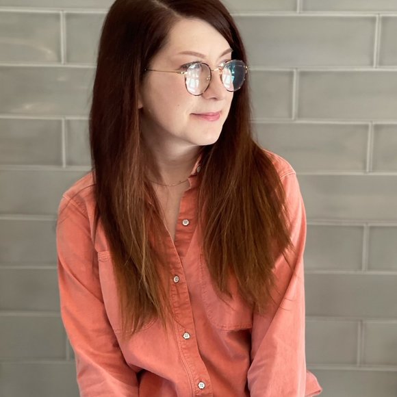 Meet your Posher, Mandy - Picture 3 of 3